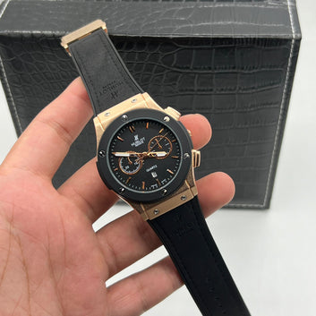 Hublot Classic Quartz Watch with Leather Strap (Black )