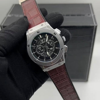 Hublot Classic Quartz Watch with Leather Strap